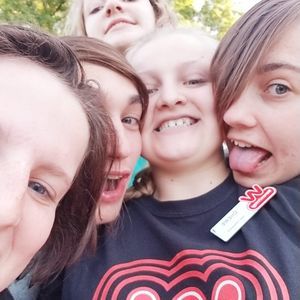 Meet your Posher, Cherie